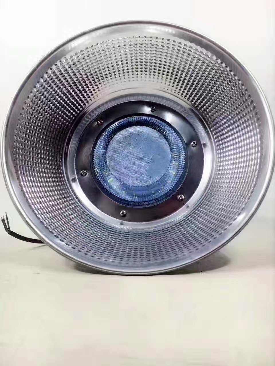 80Ww(chng)^LED